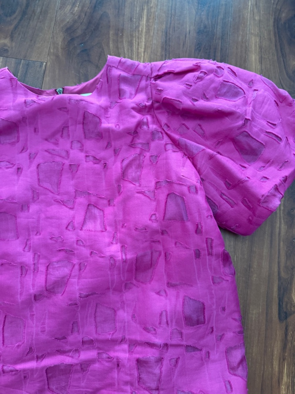 Marie Oliver Bright Fuchsia Textured Puff-Sleeve Blouse - Picture 2 of 7